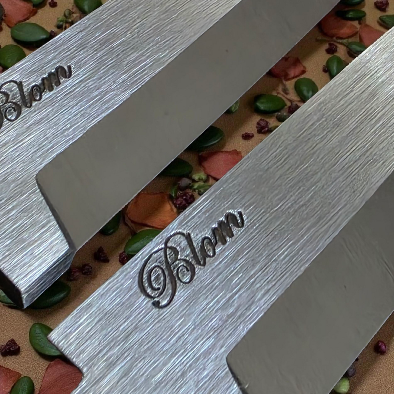 Handgjorda knivblad av Örjan Blom